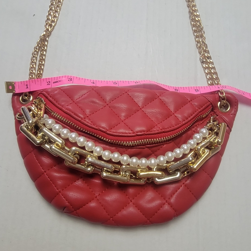 Red Chain Purse - Picture 12 of 15